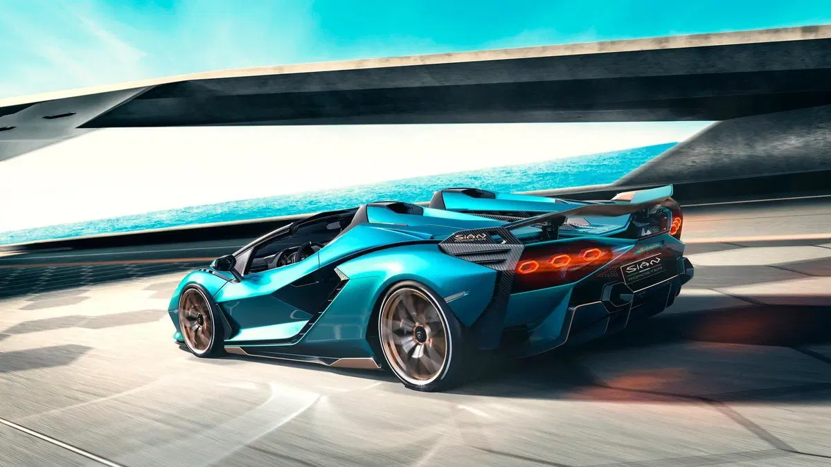 Lamborghini Sián Roadster: il V12 aspirato è salvo (grazie all'ibrido) (2)