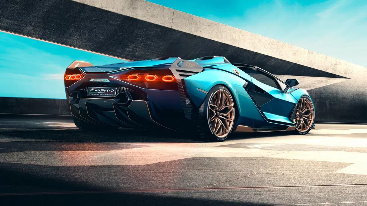 Lamborghini Sián Roadster: il V12 aspirato è salvo (grazie all'ibrido) (7)