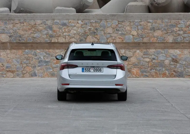 Skoda Octavia Station Wagon (20)