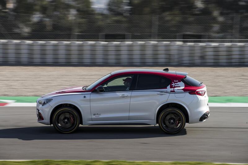 Stelvio Quadrifoglio Alfa Romeo Racing: rubato uno dei 10 rarissimi esemplari