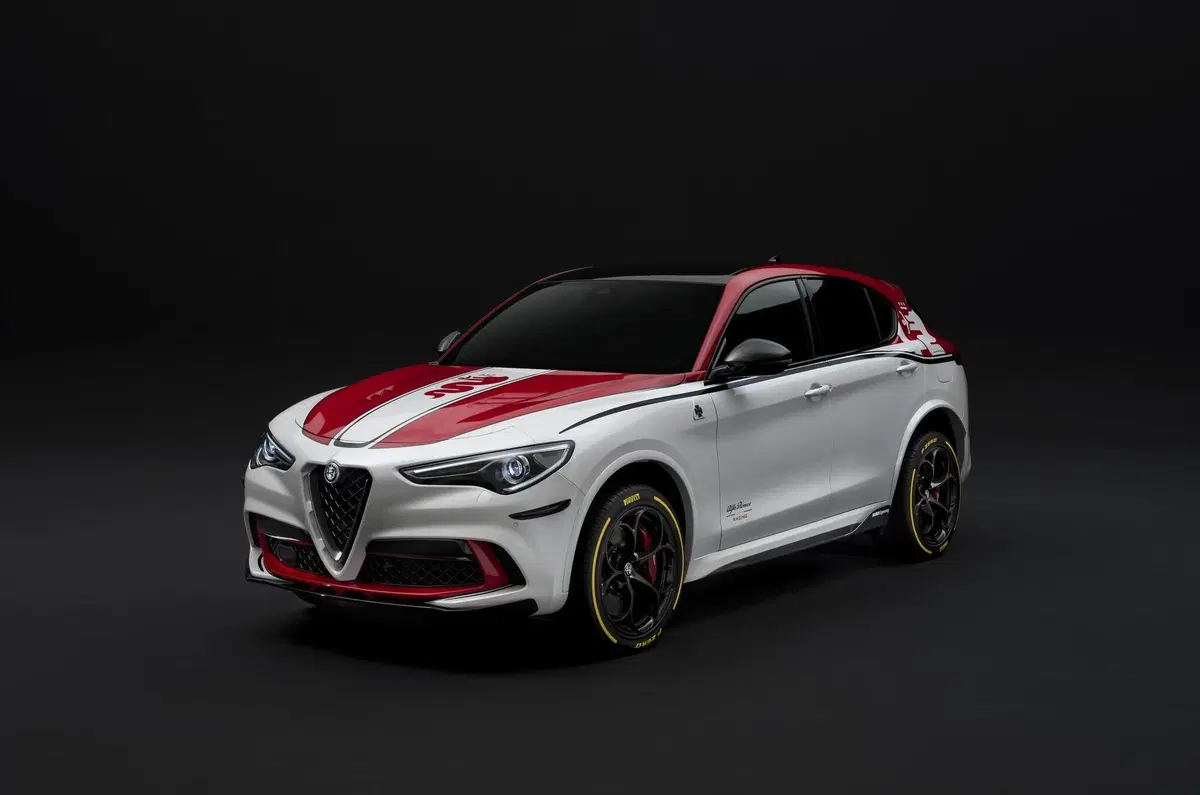 Stelvio Quadrifoglio Alfa Romeo Racing: rubato uno dei 10 rarissimi esemplari (2)