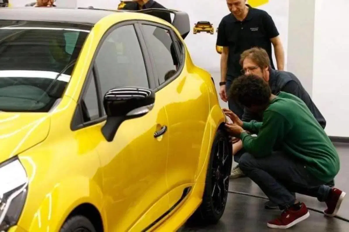 Renault Clio RS: una versione speciale al GP di Monaco (5)