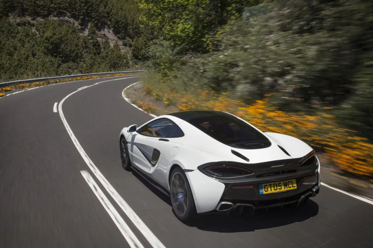 McLaren 570GT, quella “comoda” (6)
