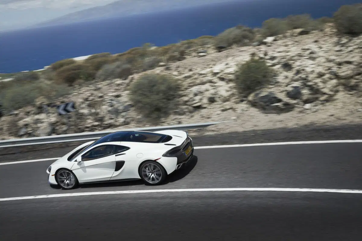 McLaren 570GT, quella “comoda” (41)