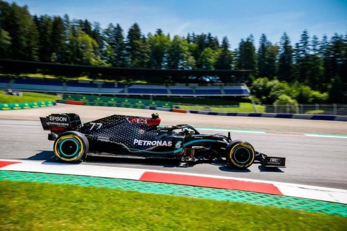 F1, GP Stiria 2020: pole per Hamilton. Male la Ferrari (3)