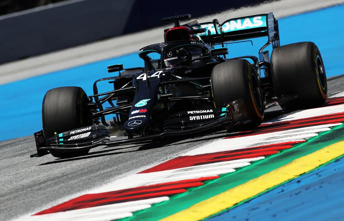 F1, GP Stiria 2020: pole per Hamilton. Male la Ferrari (2)