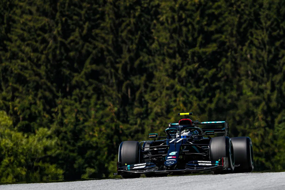 F1, GP Stiria 2020: pole per Hamilton. Male la Ferrari (5)