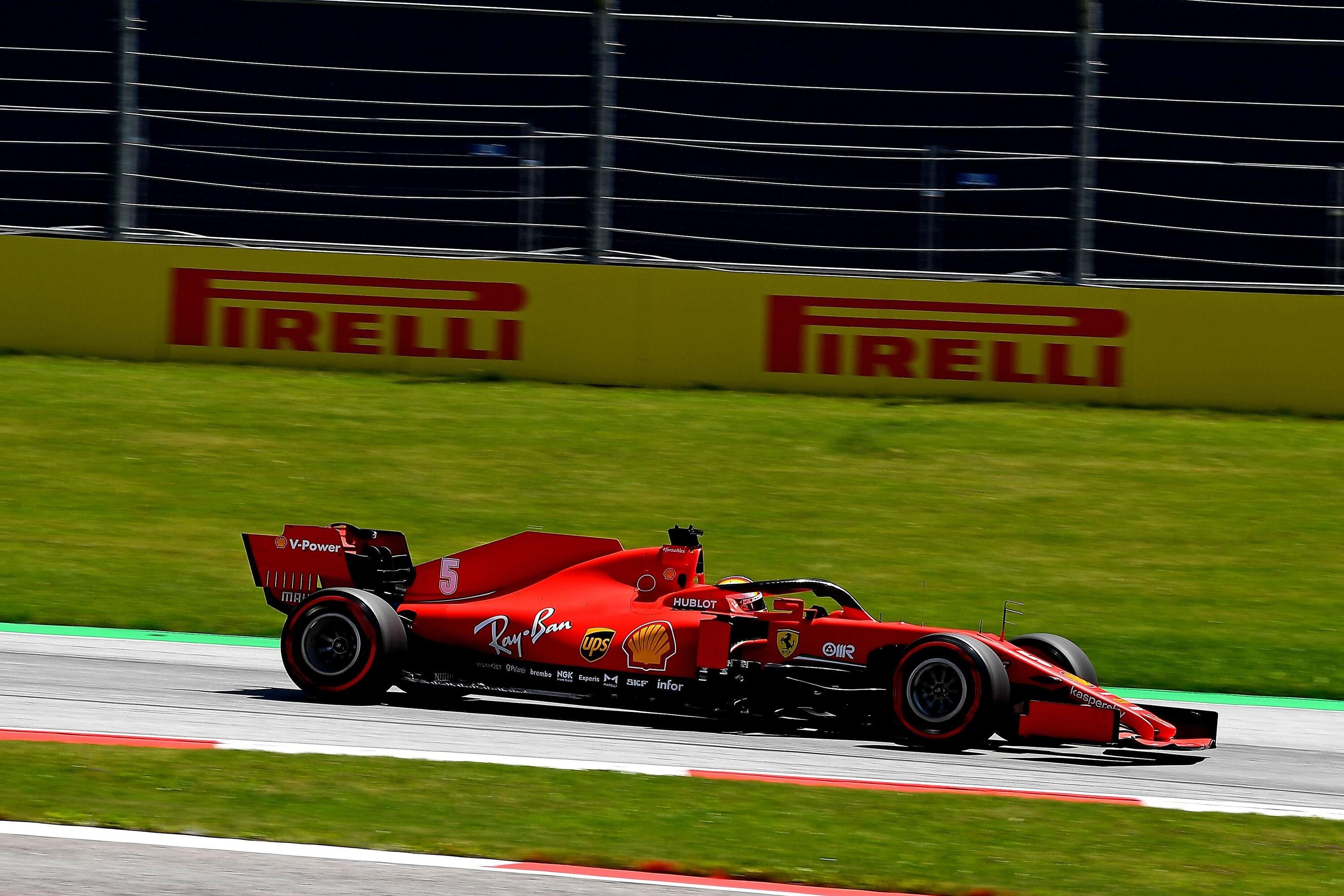 F1, GP Stiria 2020: Mercedes da urlo con Hamilton, rebus Ferrari