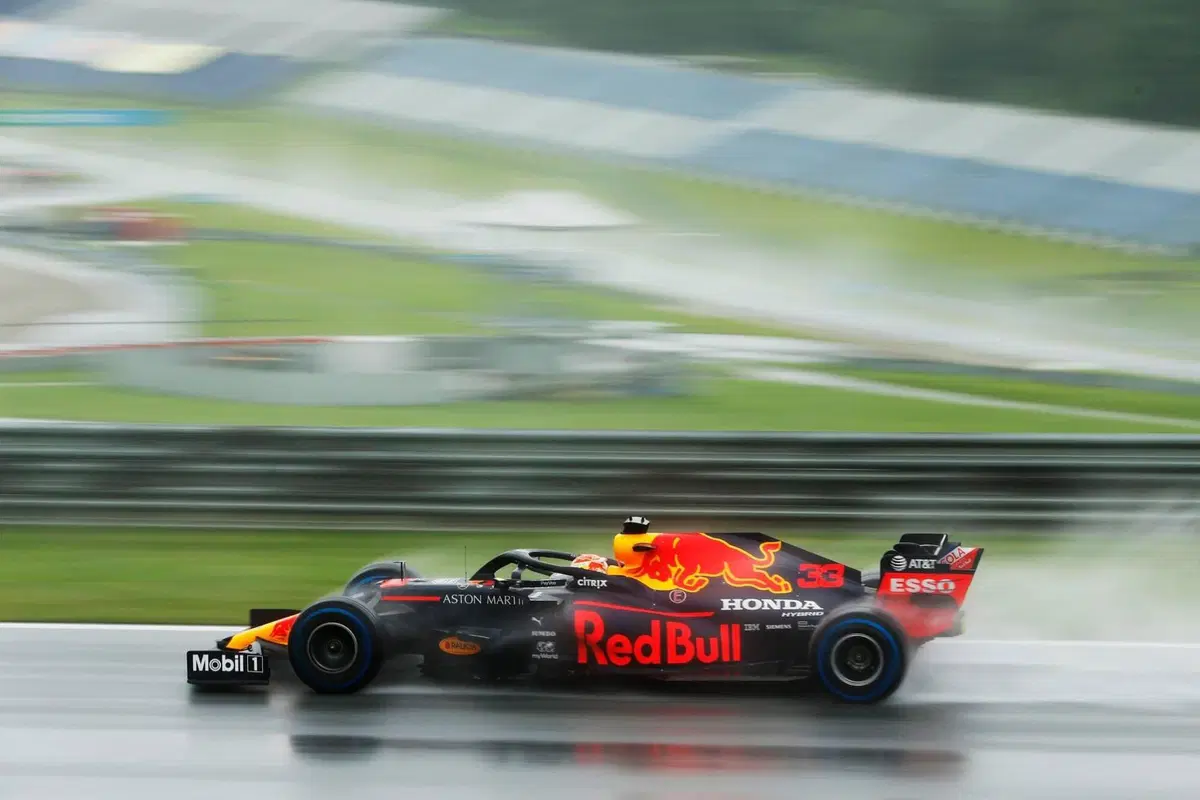 F1, GP Stiria 2020: vince Hamilton. Disastro Ferrari (13)