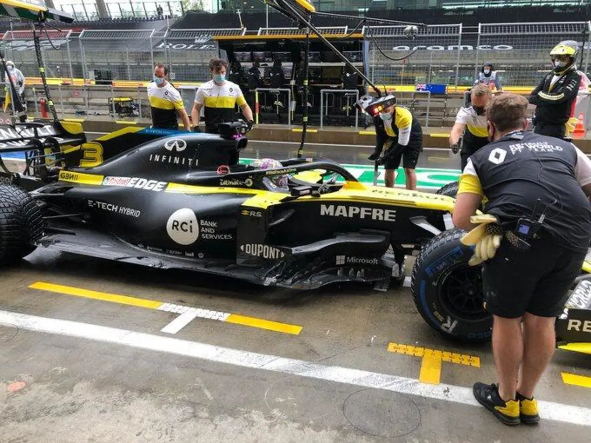 F1, GP Stiria 2020: Ferrari, l'incidente Leclerc-Vettel è solo la punta dell'iceberg (34)