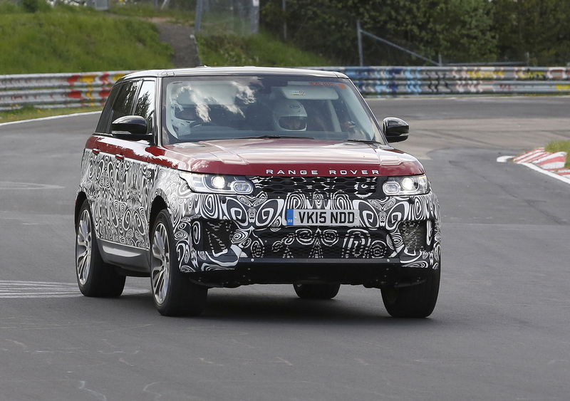 Range Rover Sport: pizzicato il muletto del facelift