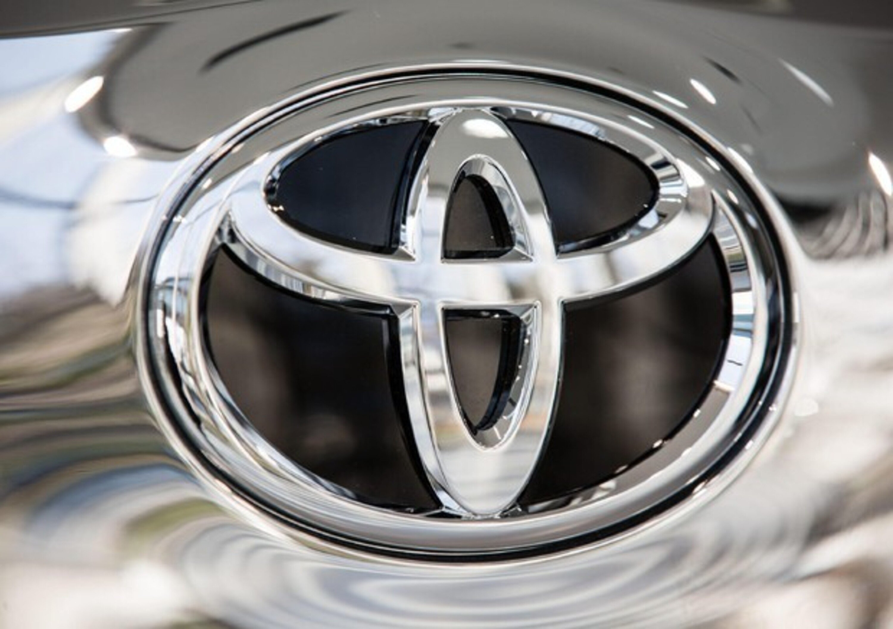 Toyota si allea con Uber. L&#039;auto si paga diventando autista