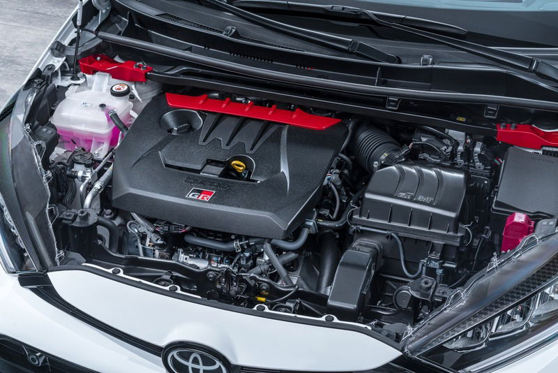 Il motore 3 cilindri 1.6 da 261 CV della Toyota GR Yaris