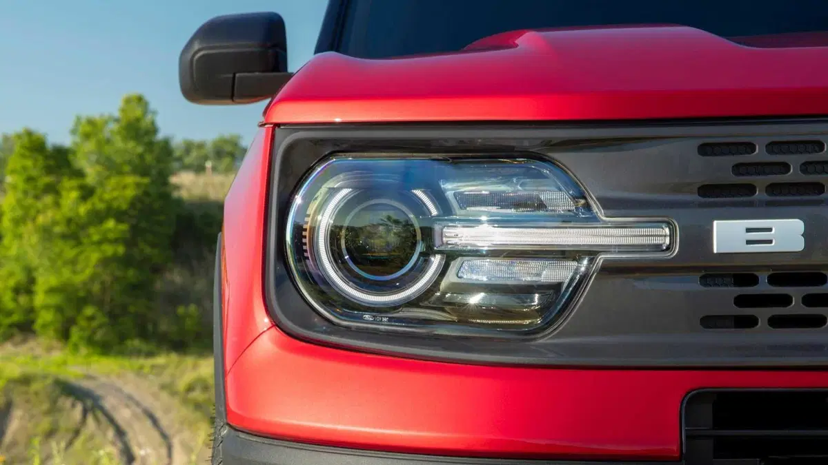 Nuovo Ford Bronco: fuoristrada e SUV, negli USA è già arrivato (5)