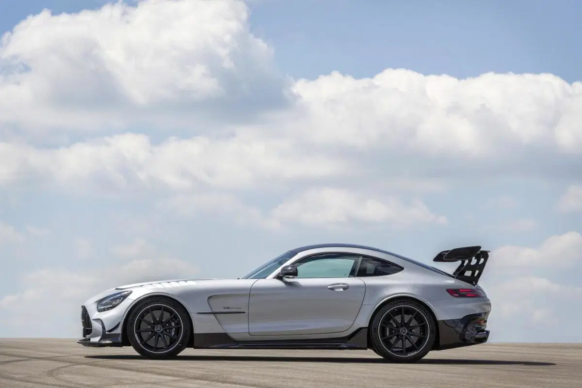 Mercedes-AMG GT Black Series, la GT estrema da 730 CV (5)