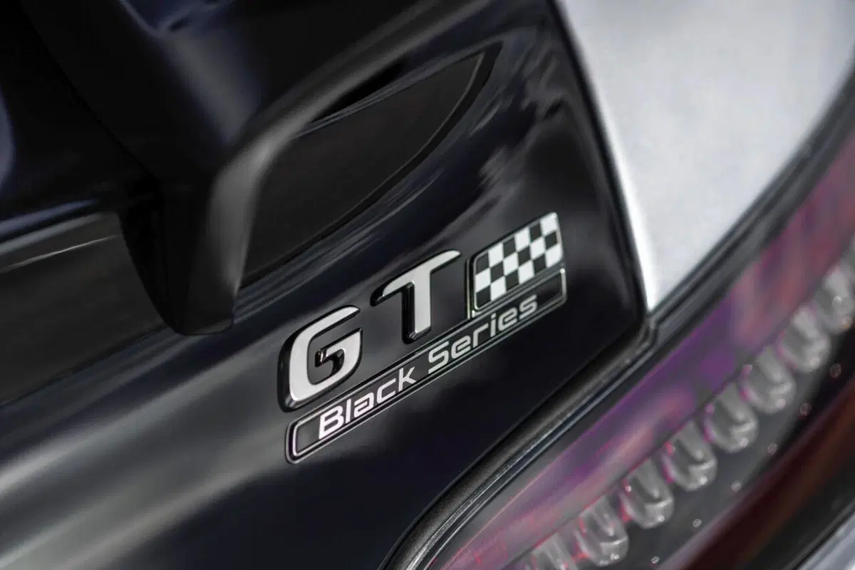 Mercedes-AMG GT Black Series, la GT estrema da 730 CV (8)