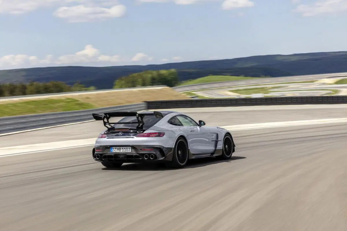 Mercedes-AMG GT Black Series, la GT estrema da 730 CV (13)