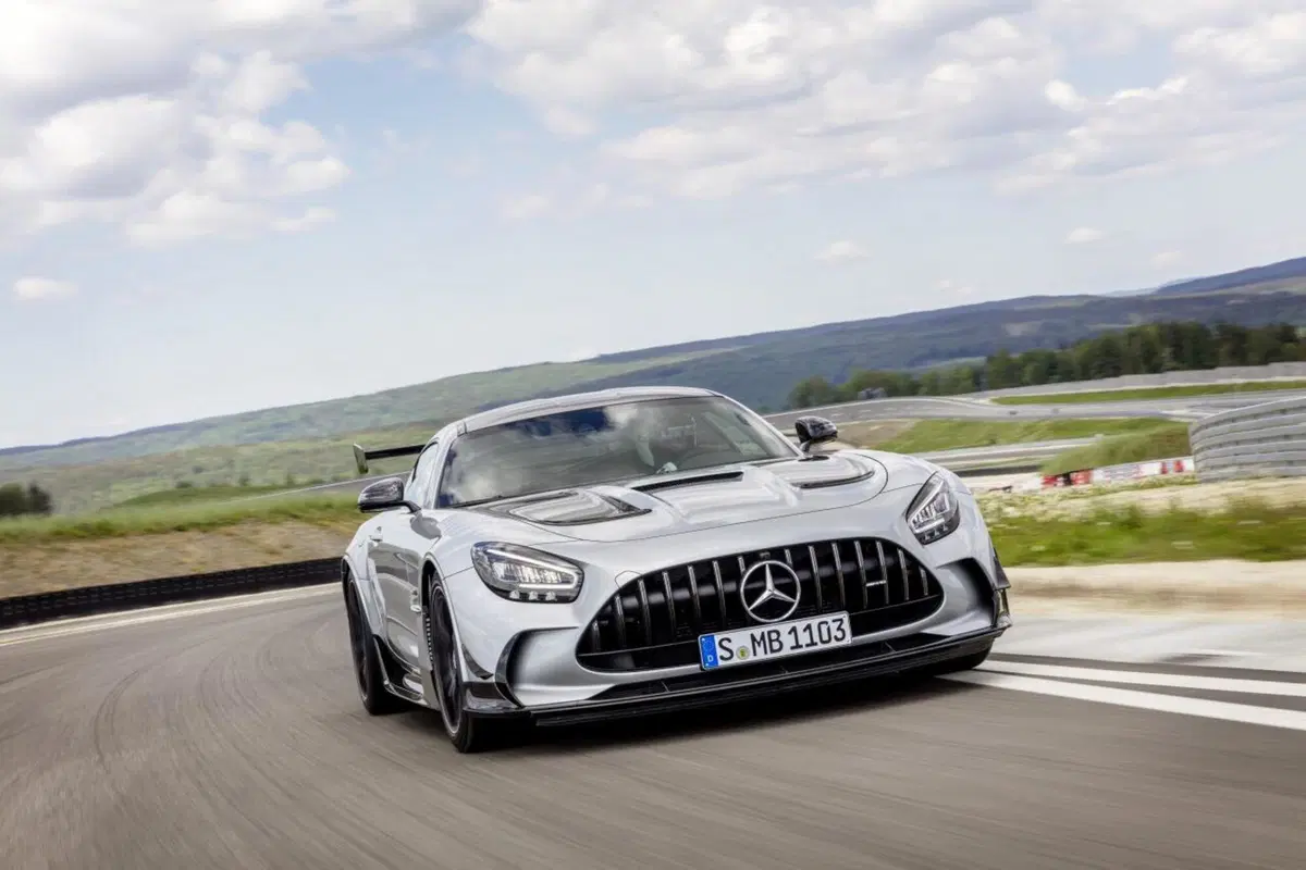 Mercedes-AMG GT Black Series, la GT estrema da 730 CV (22)