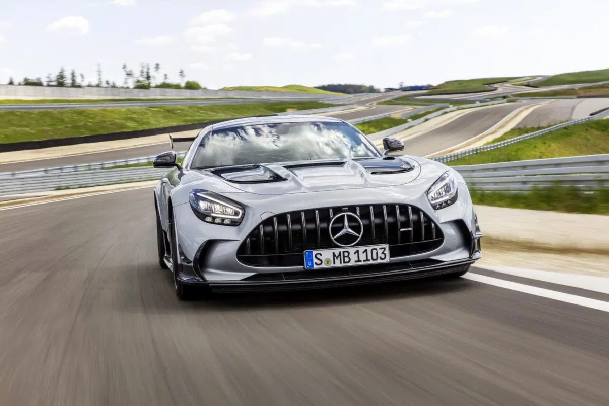 Mercedes-AMG GT Black Series, la GT estrema da 730 CV (32)