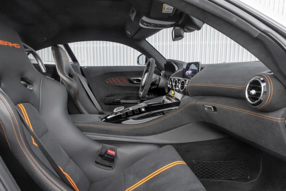 Mercedes-AMG GT Black Series, la GT estrema da 730 CV (42)