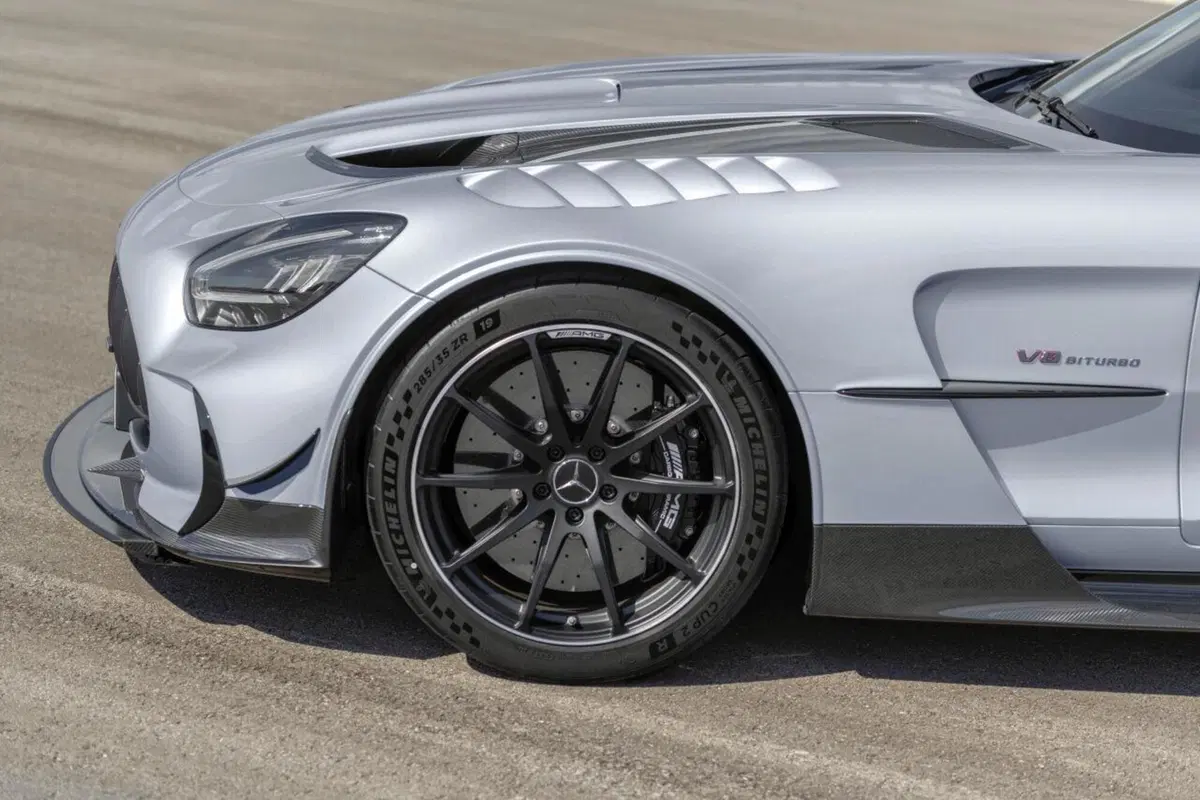 Mercedes-AMG GT Black Series, la GT estrema da 730 CV (46)