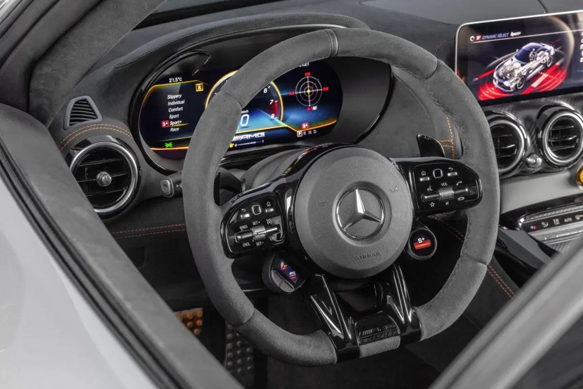 Mercedes-AMG GT Black Series, la GT estrema da 730 CV (47)