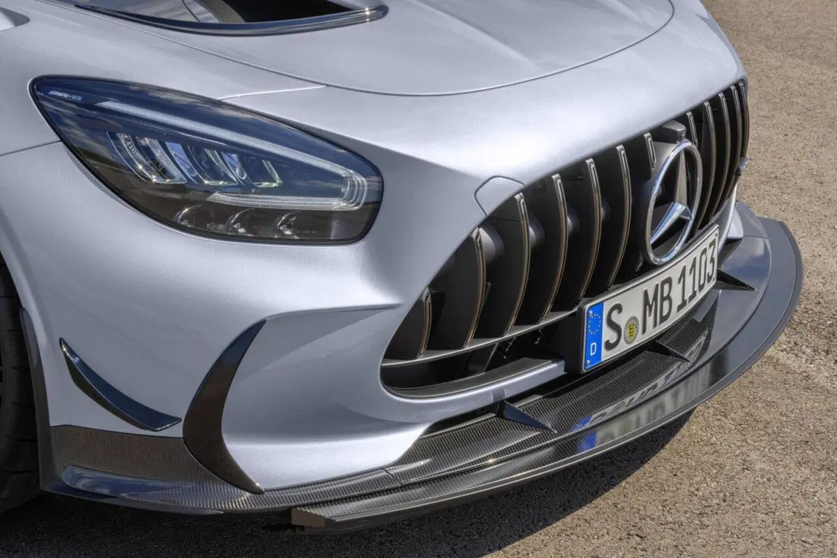 Mercedes-AMG GT Black Series, la GT estrema da 730 CV (51)