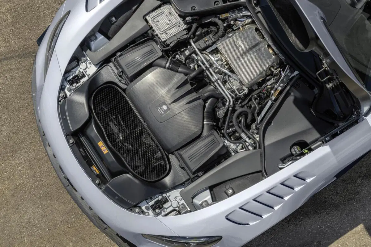 Mercedes-AMG GT Black Series, la GT estrema da 730 CV (53)