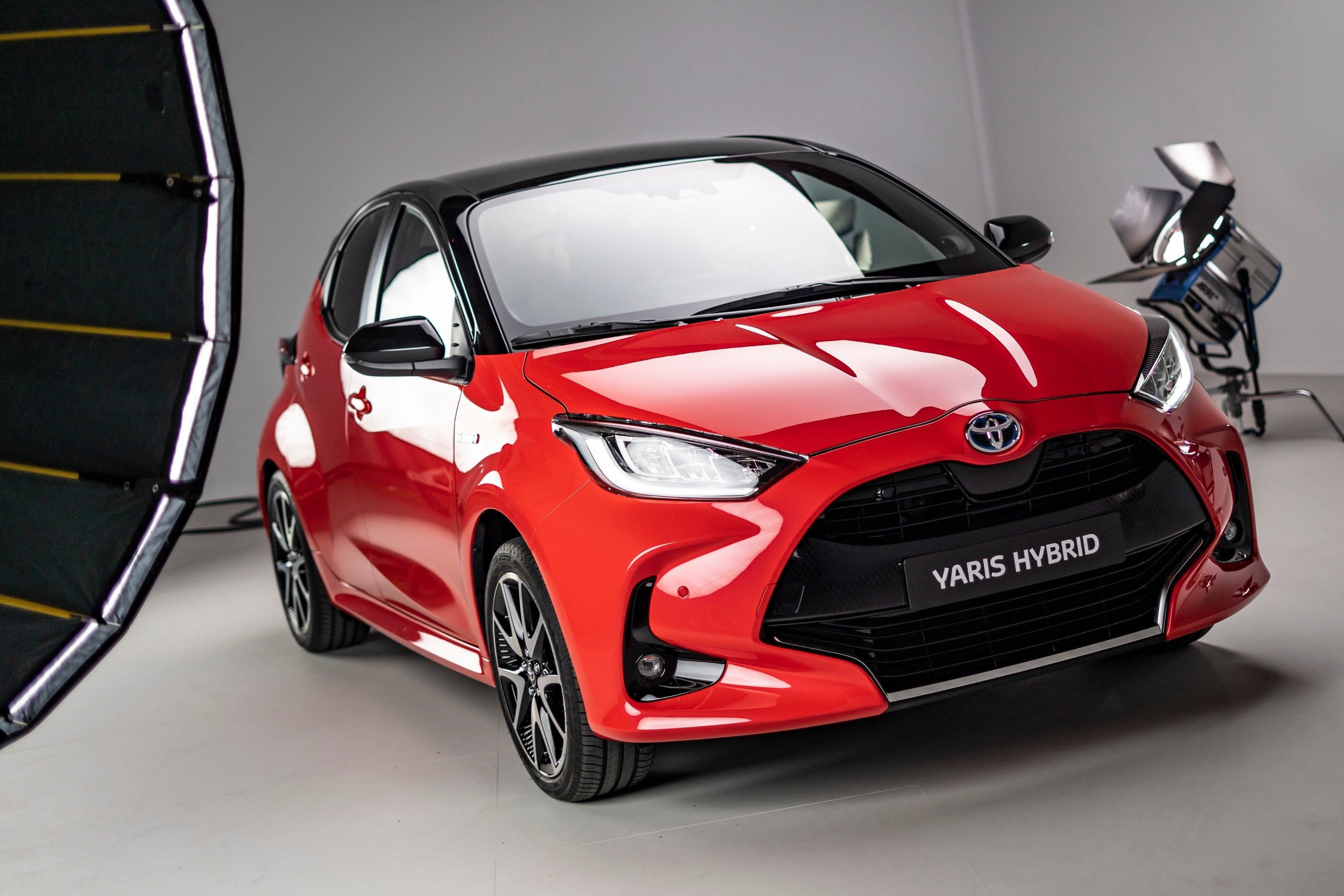 Toyota Yaris Hybrid 2024: aperti gli ordini