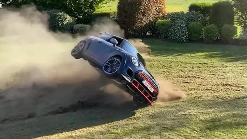 "Schianto la mia MINI GP il giorno che l'ho ritirata", video del belga "pog" che ne va fiero