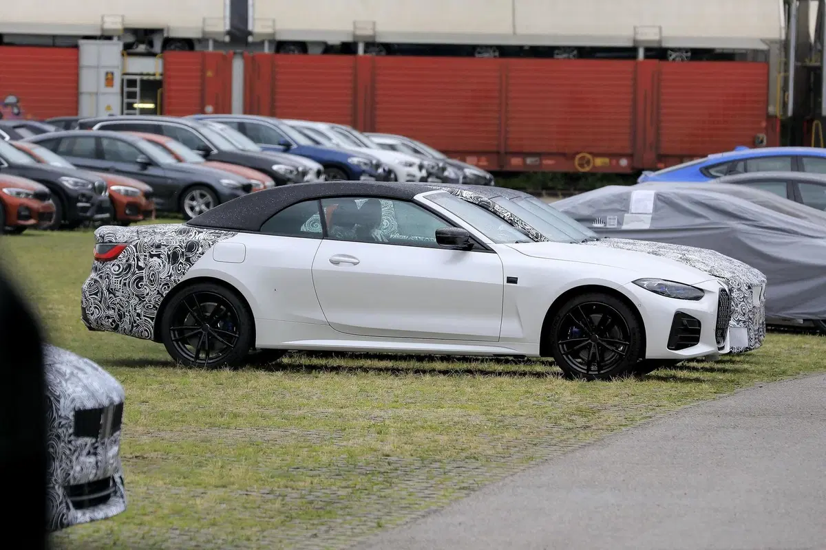 BMW Serie 4 2020: anche la Cabrio è quasi pronta [Foto spia] (3)