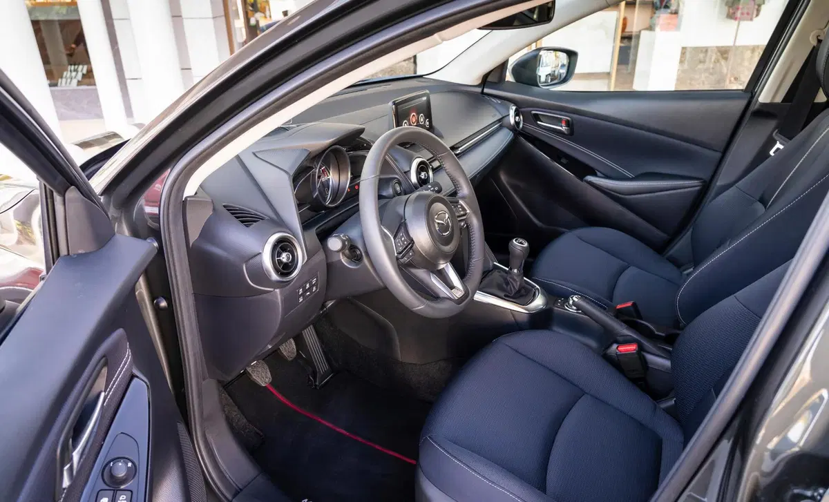 Mazda Mazda2 1.5 Skyactiv-G Evolve (35)