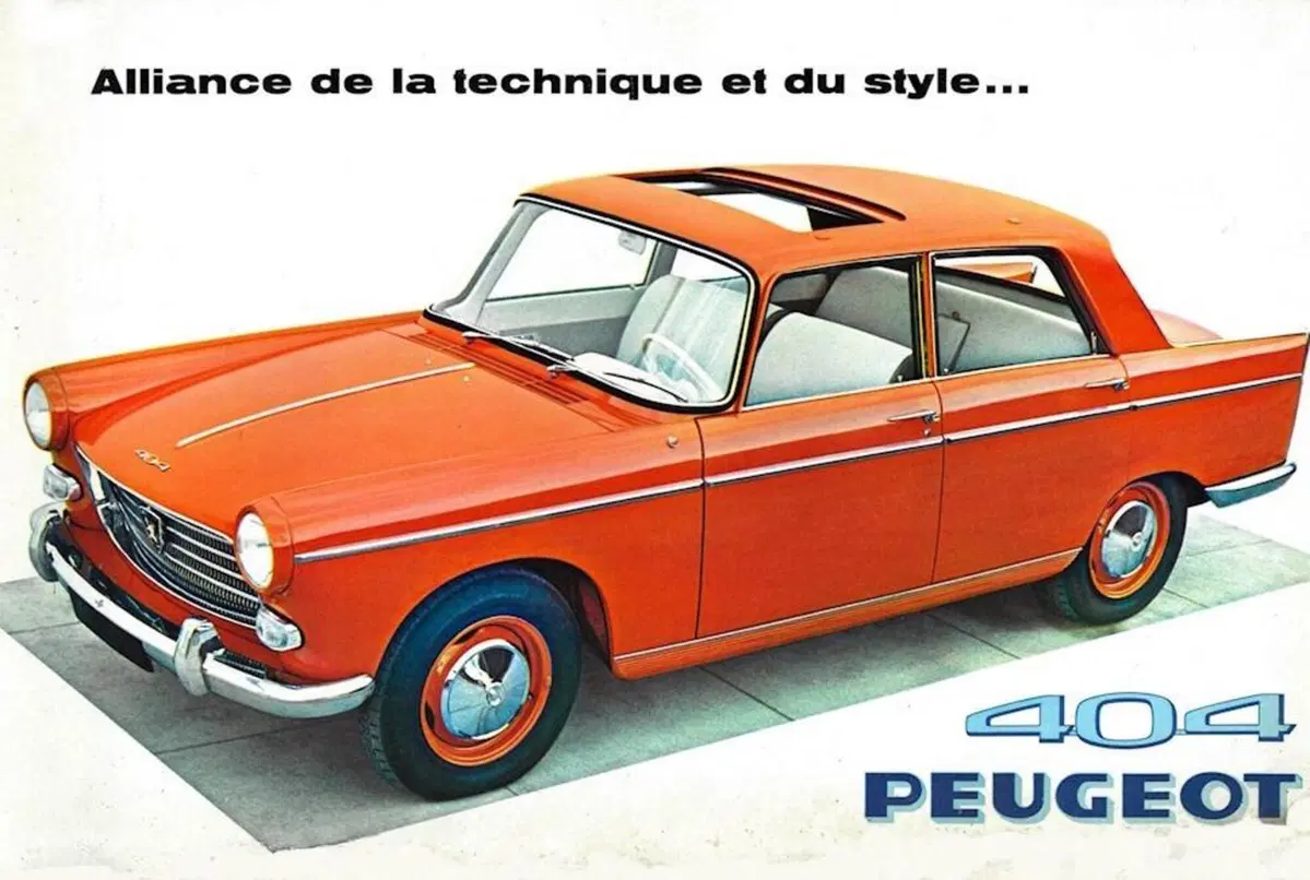 Peugeot 2008 Orange Fusion: tinta anni '60 (4)