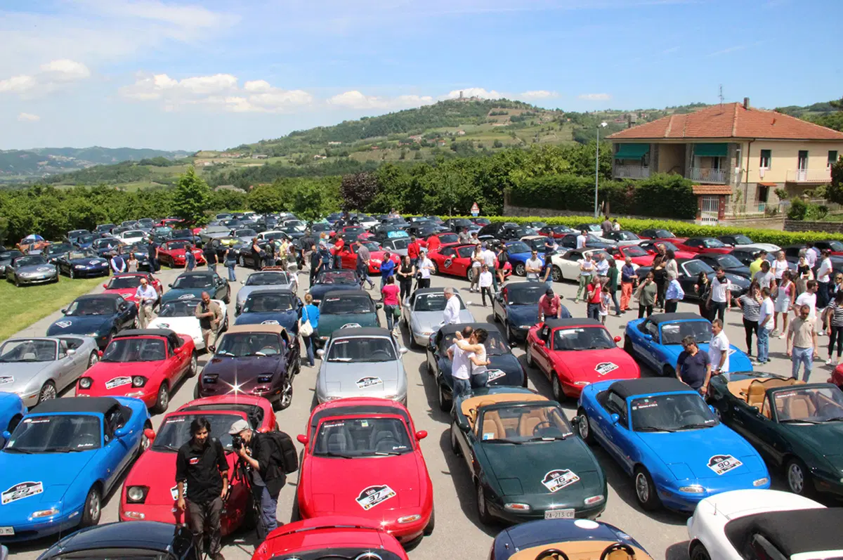 Mazda MX-5. Andar per Langhe 2016, il raduno dei grandi numeri (15)