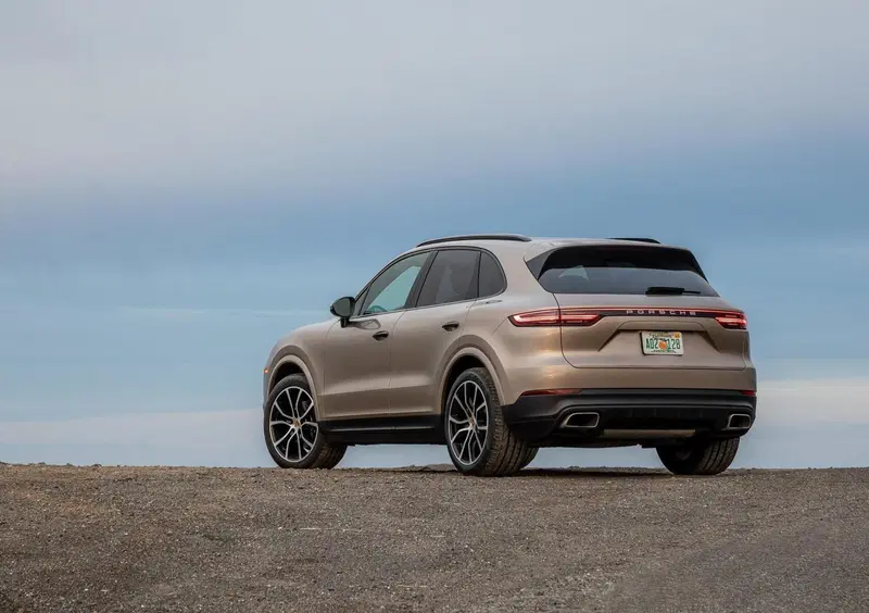 Porsche Cayenne (2017-->>) (21)