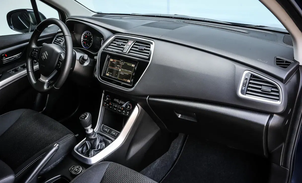 Suzuki S-Cross 1.6 VVT 4WD All Grip Top (13)