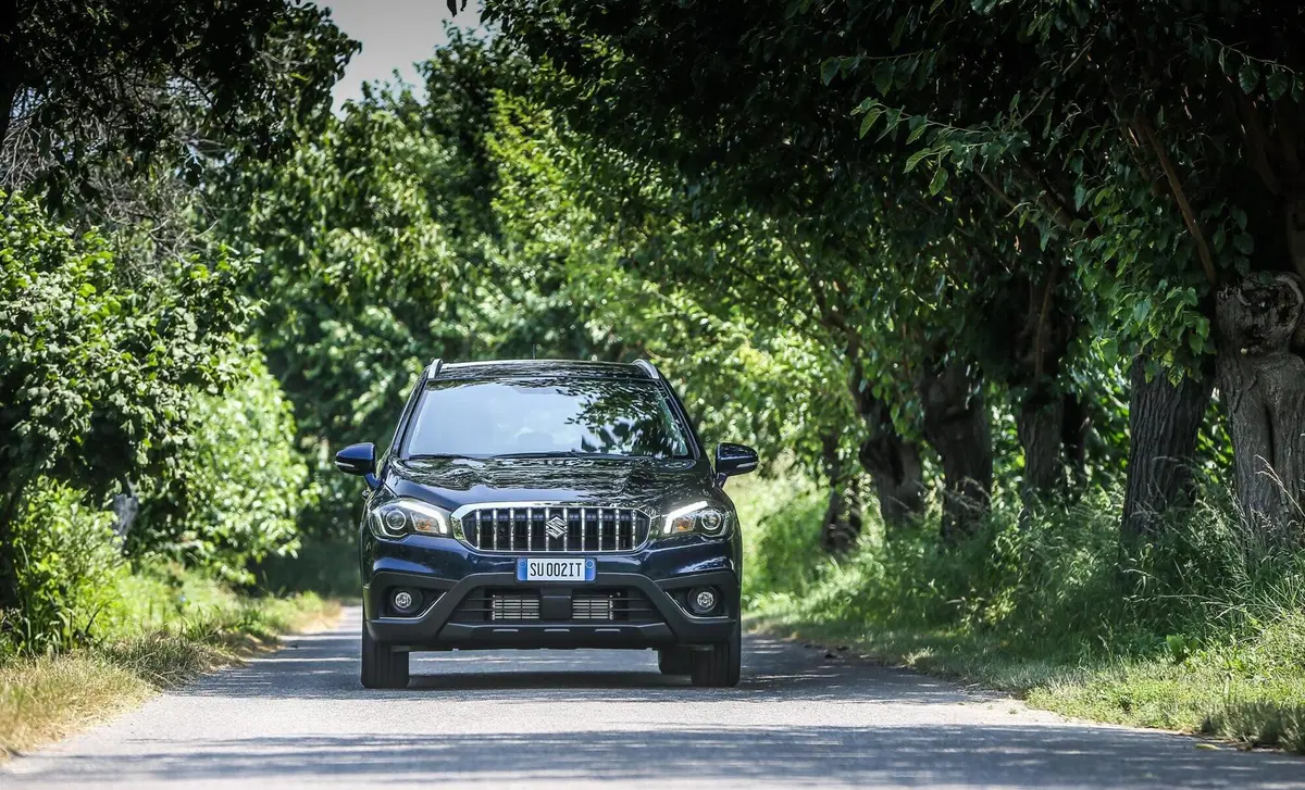 Suzuki S-Cross 1.6 VVT 4WD All Grip Top (23)