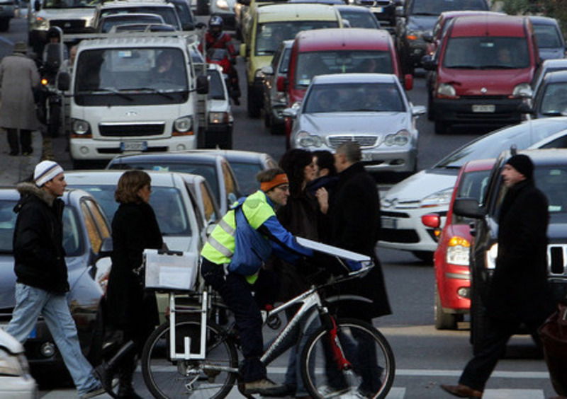 Milano, limite di 15 km/h in dieci strade