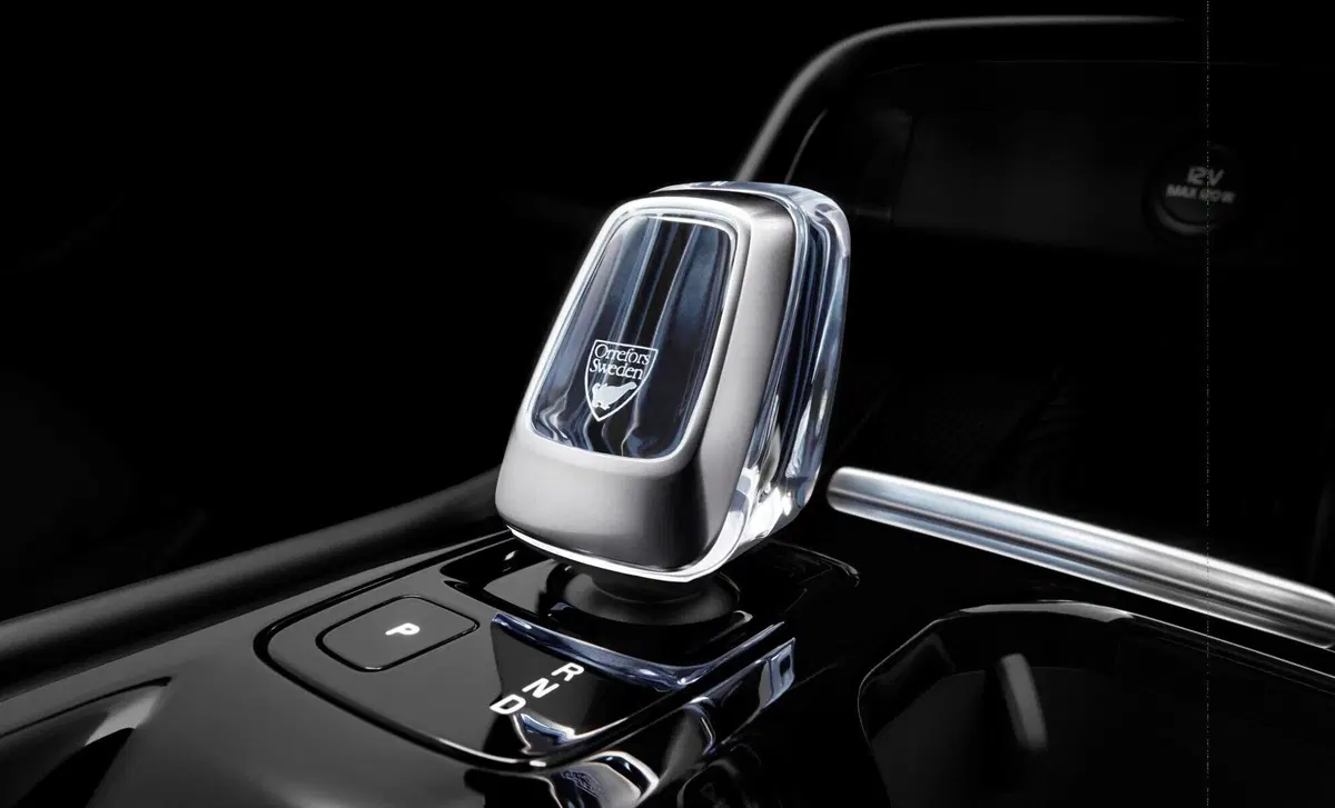 Volvo XC40 B3 automatico Essential (19)