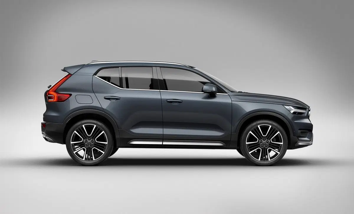 Volvo XC40 B3 automatico Essential (2)