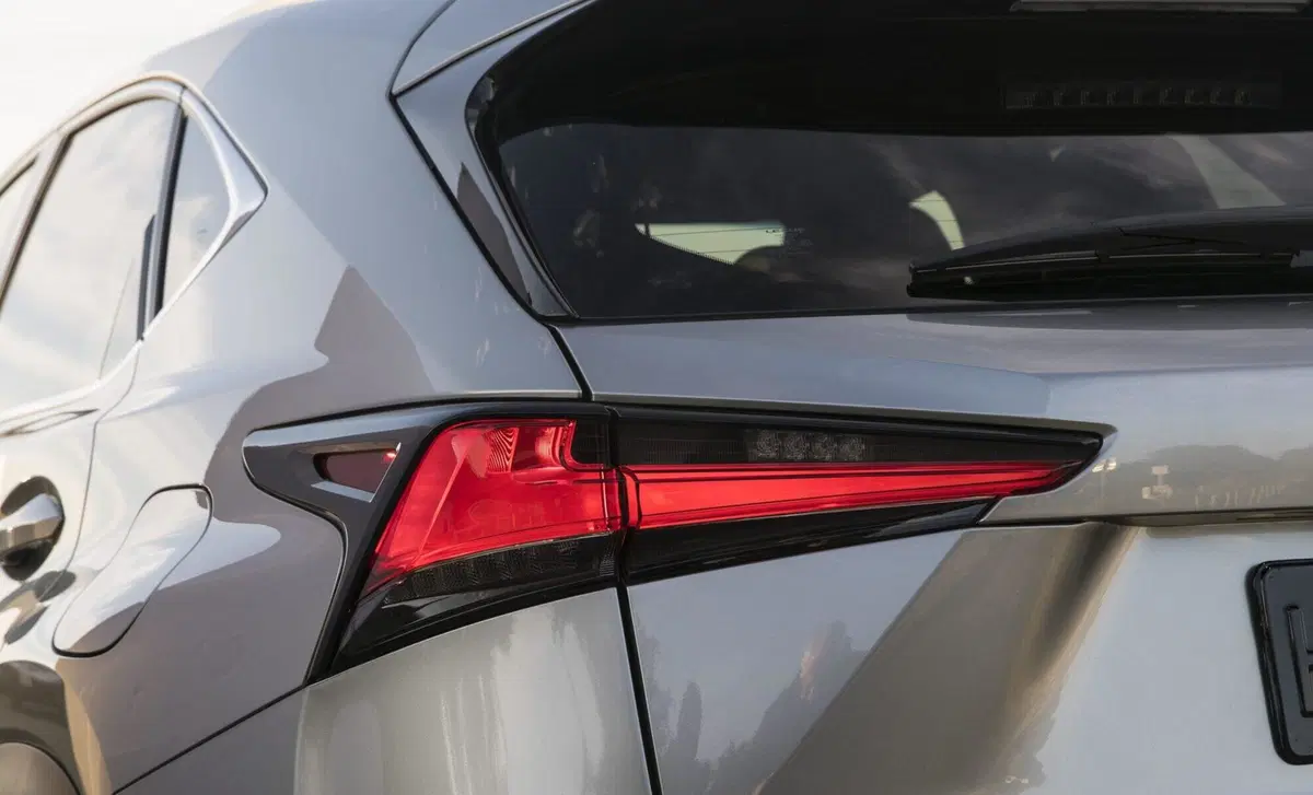 Lexus NX Hybrid 4WD Business (21)