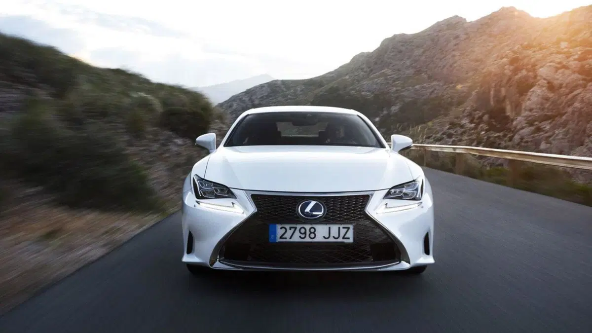 Lexus RC (2015-22) (3)