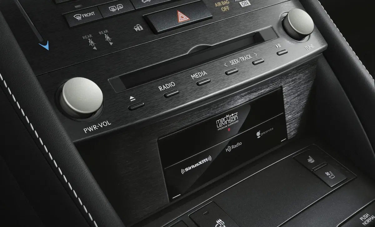 Lexus RC (2015-22) (16)