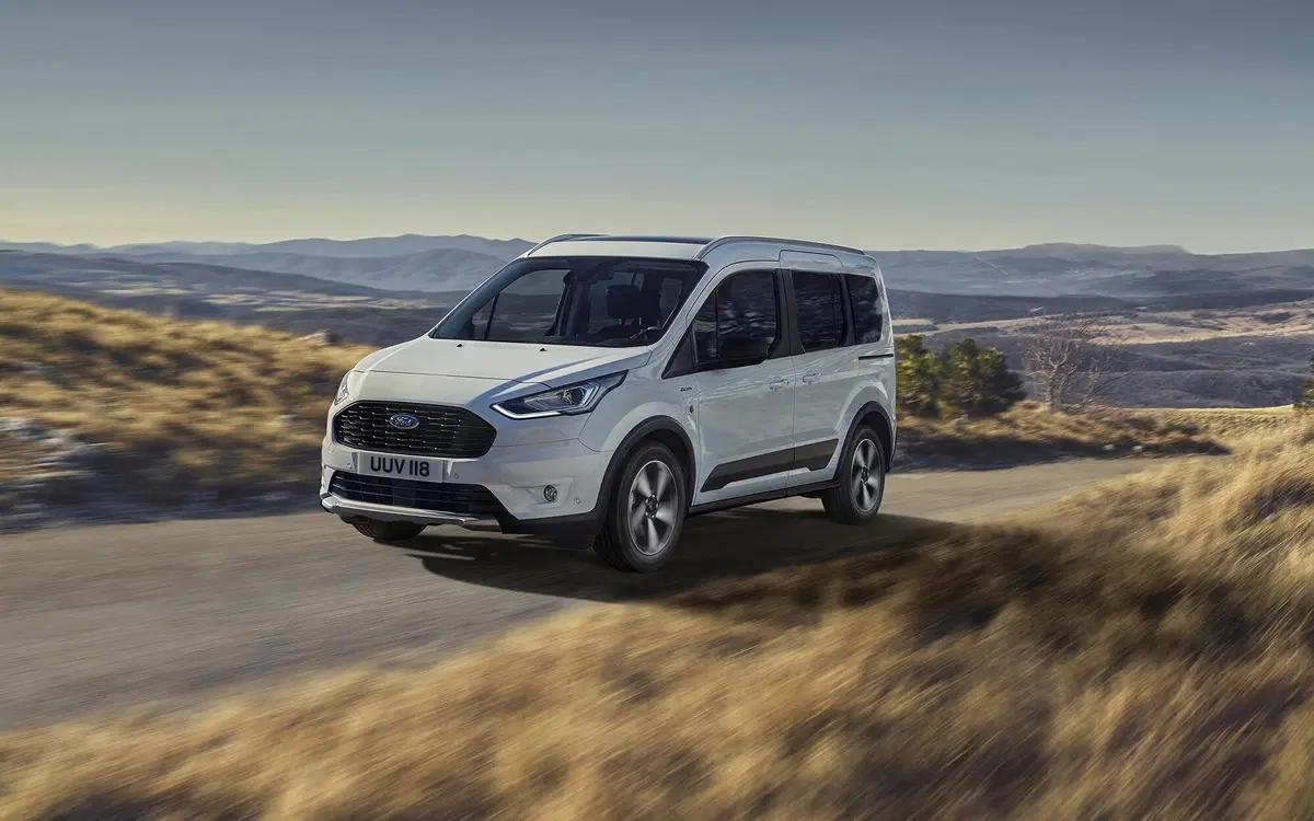 Ford Tourneo e Transit Connect: un tocco SUV con l'allestimento Active (3)