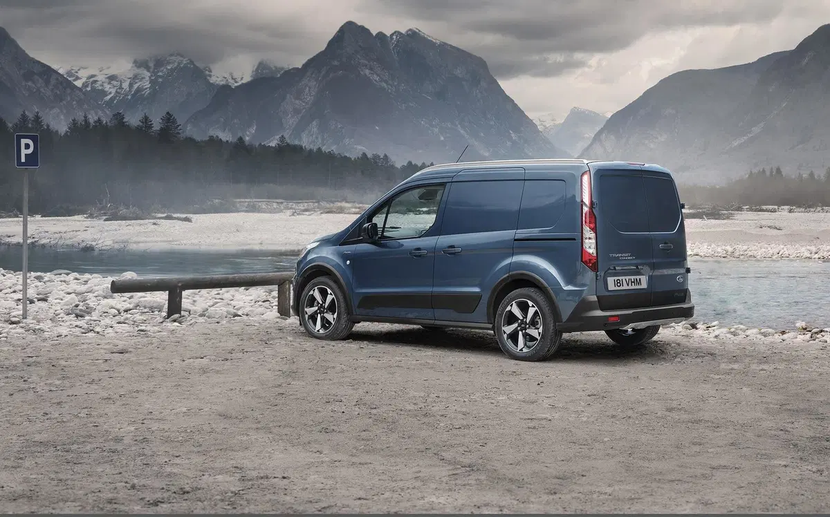 Ford Tourneo e Transit Connect: un tocco SUV con l'allestimento Active (9)