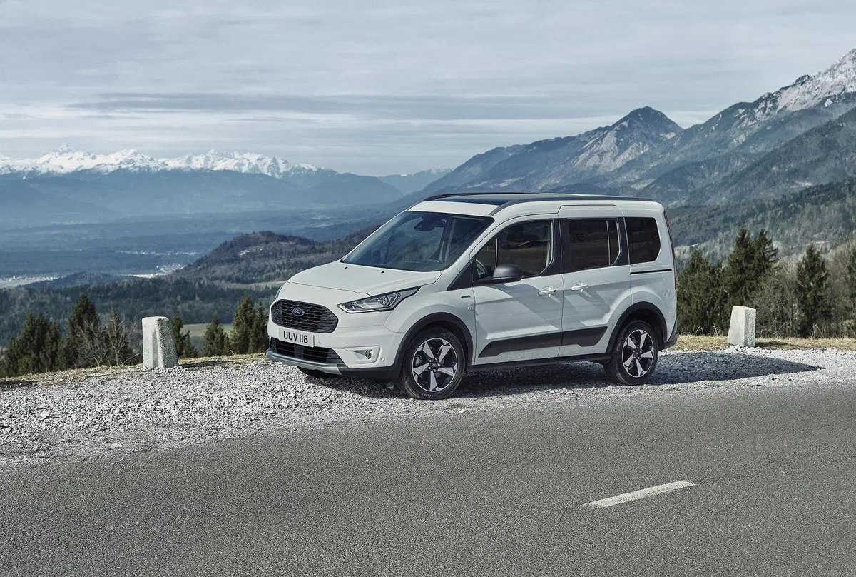 Ford Tourneo e Transit Connect: un tocco SUV con l'allestimento Active (18)