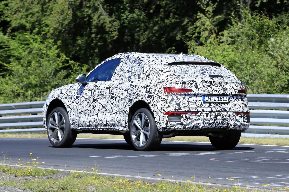 Audi Q5 Sportback, le foto spia (10)
