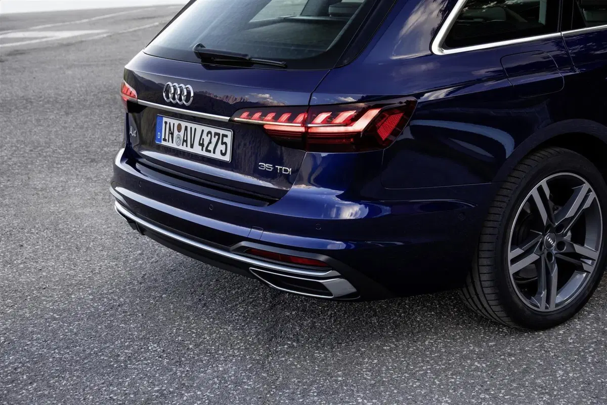 Audi A4, ecco il model year 2021 (14)