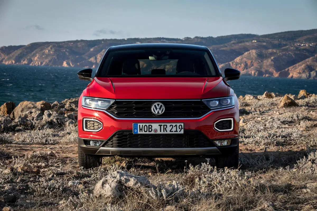 Volkswagen T-Roc 1.5 TSI ACT DSG Business BlueMotion Technology (21)