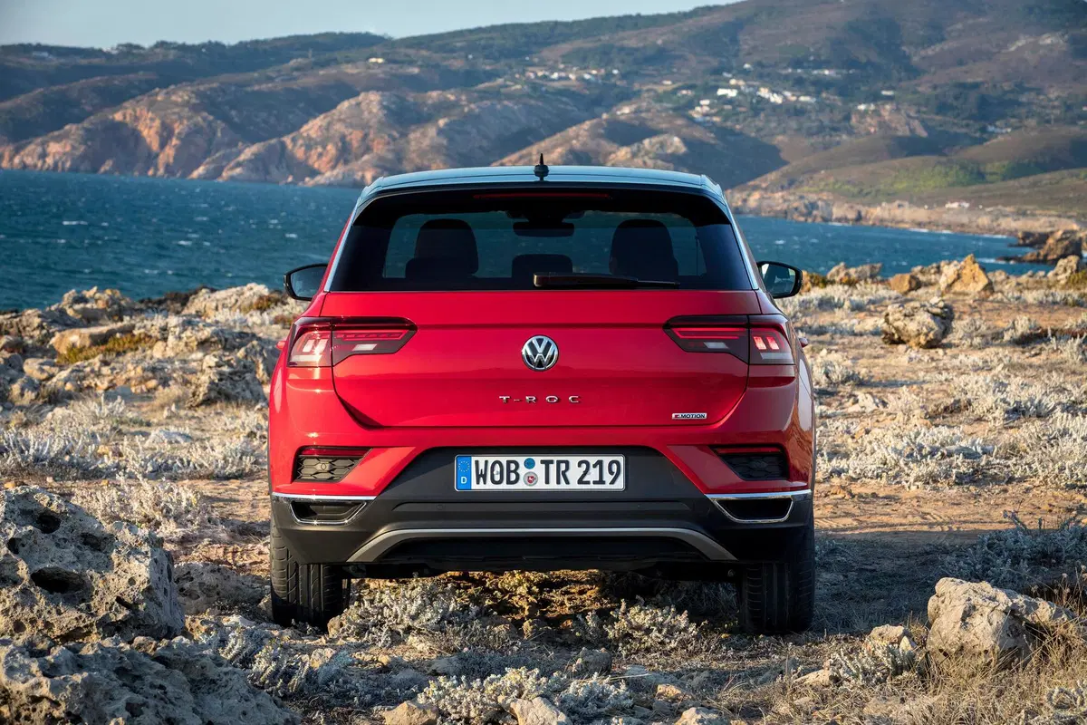 Volkswagen T-Roc 1.5 TSI ACT DSG Business BlueMotion Technology (23)